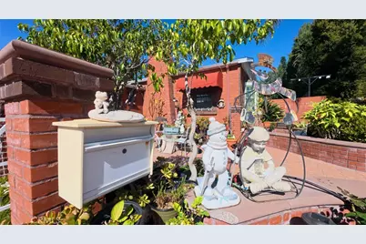 1343 Highland, Glendale, CA 91202 - Photo 20