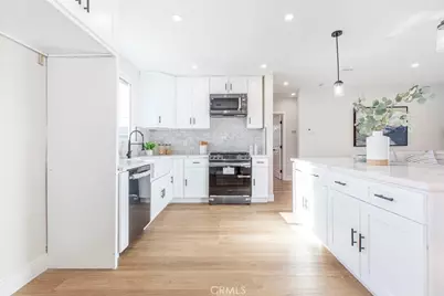 8881 Morehart Avenue, Los Angeles, CA 91352 - Photo 18