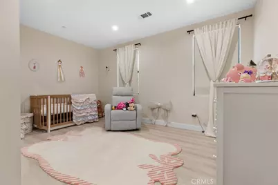 2101 E Glenoaks Boulevard, Glendale, CA 91206 - Photo 26