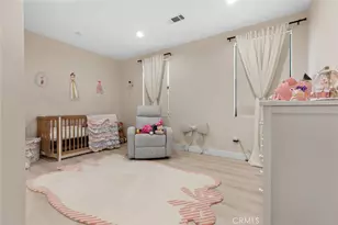 2101 E Glenoaks Blvd, Glendale, CA 91206 - Photo 26