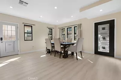 2101 E Glenoaks Boulevard, Glendale, CA 91206 - Photo 10