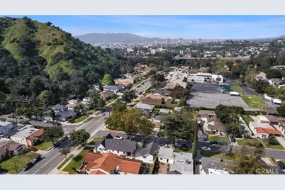 2101 E Glenoaks Boulevard, Glendale, CA 91206 - Photo 72