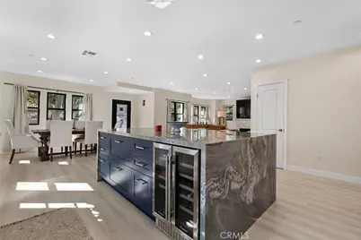 2101 E Glenoaks Boulevard, Glendale, CA 91206 - Photo 20