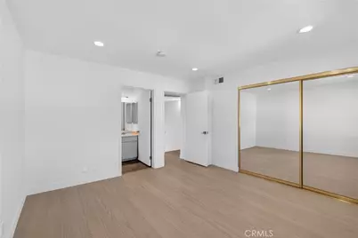 9325 Sunland Park Drive #2, Los Angeles, CA 91352 - Photo 8