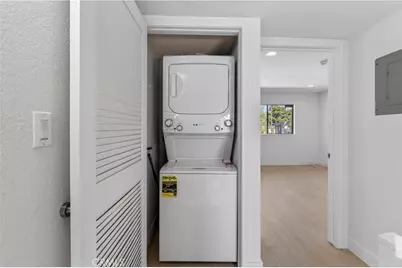 9325 Sunland Park Drive #2, Los Angeles, CA 91352 - Photo 16