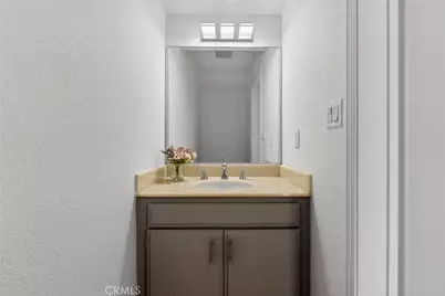 9325 Sunland Park Drive #2, Los Angeles, CA 91352 - Photo 24