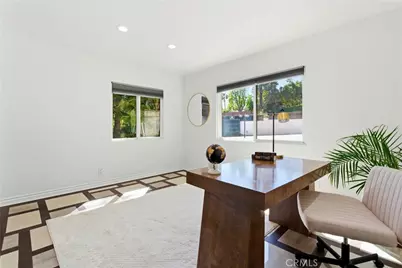 5836 Winnetka Avenue, Woodland Hills, CA 91367 - Photo 16