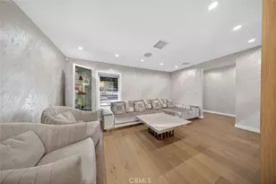 4926 Greenbush Ave, Sherman Oaks, CA 91423 - Photo 14