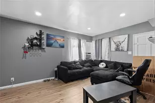 11816 Victory Blvd, North Hollywood, CA 91606 - Photo 16