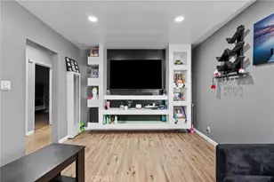 11816 Victory Blvd, North Hollywood, CA 91606 - Photo 18