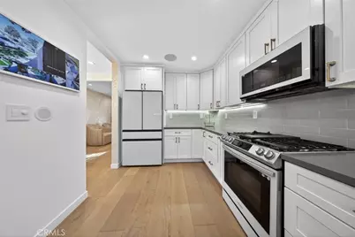 4926 Greenbush Avenue, Sherman Oaks, CA 91423 - Photo 18