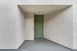 6036 Hazelhurst, North Hollywood, CA 91606 - Photo 8