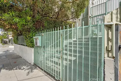 6036 Hazelhurst #C, North Hollywood, CA 91606 - Photo 4