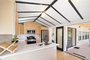 7867 Rim Canyon Rd, Sunland, CA 91040 - Photo 10