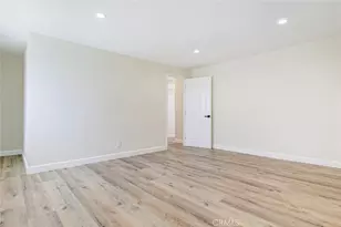 27506 Oak Spring Canyon Rd, Canyon Country, CA 91387 - Photo 32