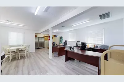 6851 Foothill Boulevard, Tujunga, CA 91042 - Photo 16