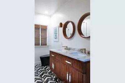 5108 Strohm, Toluca Lake, CA 91601 - Photo 24