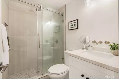 1331 N Evergreen Street, Burbank, CA 91505 - Photo 16