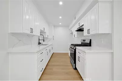 17303 Chatsworth Street #4, Granada Hills, CA 91344 - Photo 6