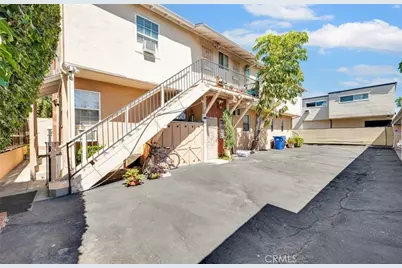 4918 Cahuenga, North Hollywood, CA 91601 - Photo 10