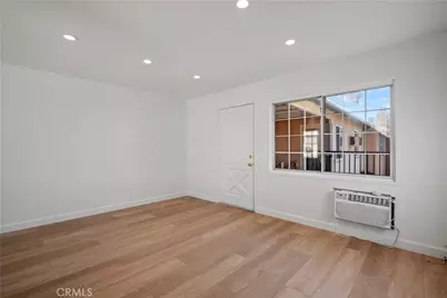 4918 Cahuenga, North Hollywood, CA 91601 - Photo 32