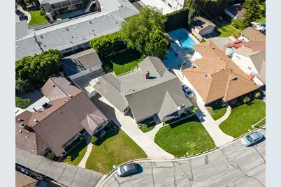 306 Parkwood Drive, Glendale, CA 91202 - Photo 68