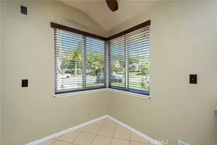 306 Parkwood Dr, Glendale, CA 91202 - Photo 22