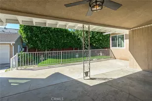 306 Parkwood Dr, Glendale, CA 91202 - Photo 52