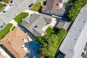 306 Parkwood Dr, Glendale, CA 91202 - Photo 64