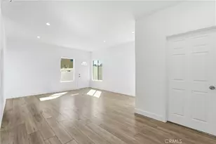 6742 6744 Radford Ave, North Hollywood, CA 91606 - Photo 32