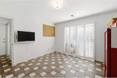 4177 S Cloverdale, Los Angeles, CA 90008 - Photo 16