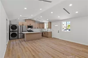 8401 Kester, Panorama City, CA 91402 - Photo 32