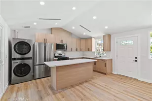 8401 Kester, Panorama City, CA 91402 - Photo 34