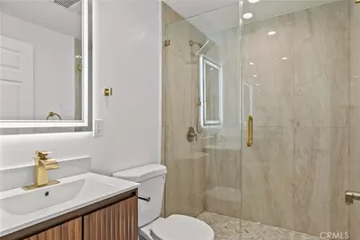 8401 Kester, Panorama City, CA 91402 - Photo 46