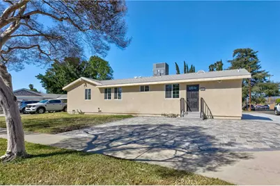 8401 Kester, Panorama City, CA 91402 - Photo 2