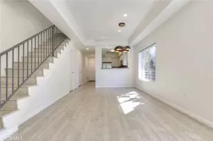 12010 Magnolia Blvd, Valley Village, CA 91607 - Photo 4