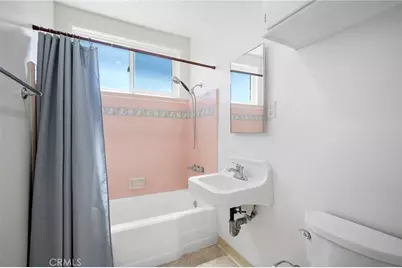 656 W Glenoaks Boulevard, Glendale, CA 91202 - Photo 12