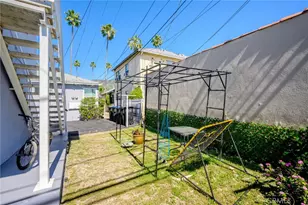 656 W Glenoaks Blvd, Glendale, CA 91202 - Photo 14