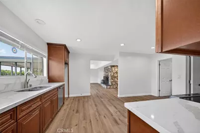 10346 Siesta Drive, Sunland, CA 91040 - Photo 16