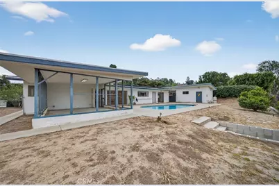 10346 Siesta Drive, Sunland, CA 91040 - Photo 40