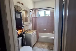 5048 E Echo St, Los Angeles, CA 90042 - Photo 12