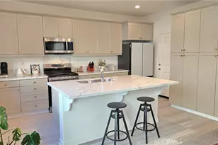 906 Lemon Dr, Pomona, CA 91768 - Photo 6