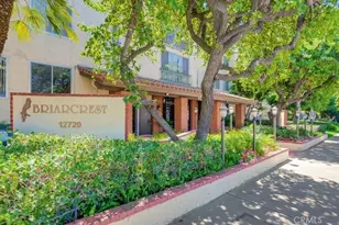 12720 Burbank, Valley Village, CA 91607 - Photo 2