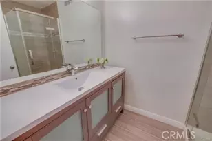 12720 Burbank, Valley Village, CA 91607 - Photo 8