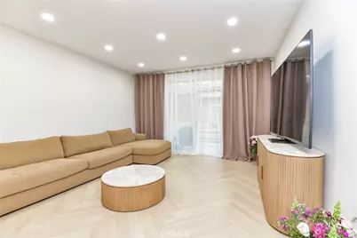 250 N First St #321, Burbank, CA 91502 - Photo 2