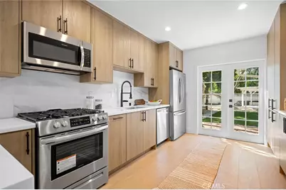 1317 N California Street, Burbank, CA 91505 - Photo 6