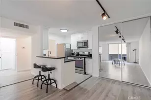 421 S La Fayette Park Pl, Los Angeles, CA 90057 - Photo 8