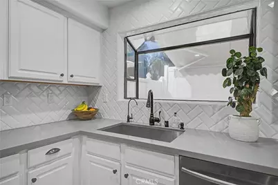 10894 Olinda Street #109, Los Angeles, CA 91352 - Photo 12