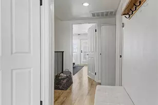 10894 Olinda St, Los Angeles, CA 91352 - Photo 18