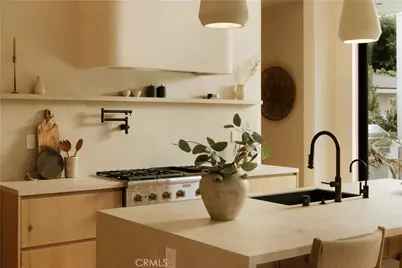 14032 Hartsook, Sherman Oaks, CA 91423 - Photo 8